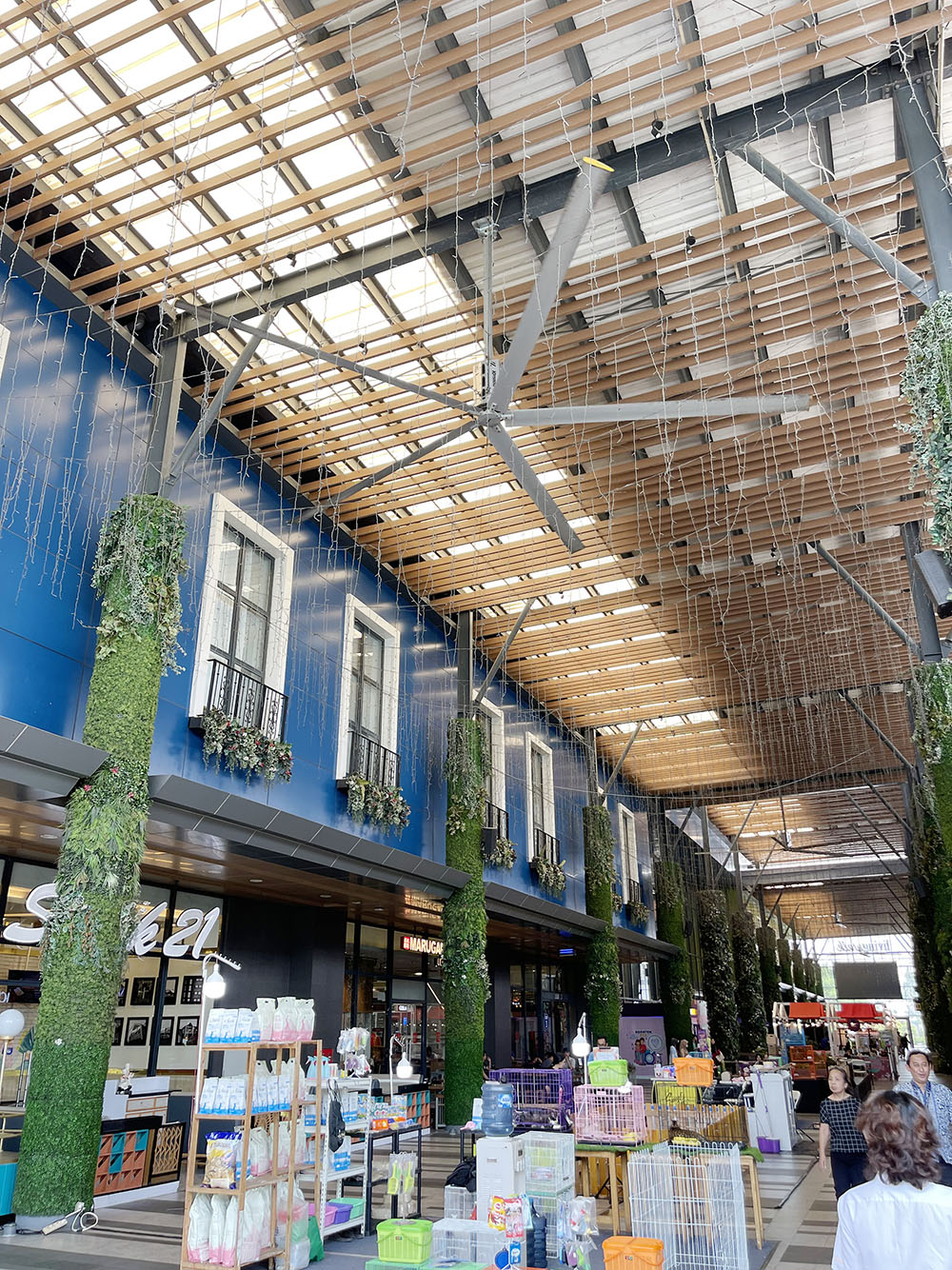 Shopping Center Application